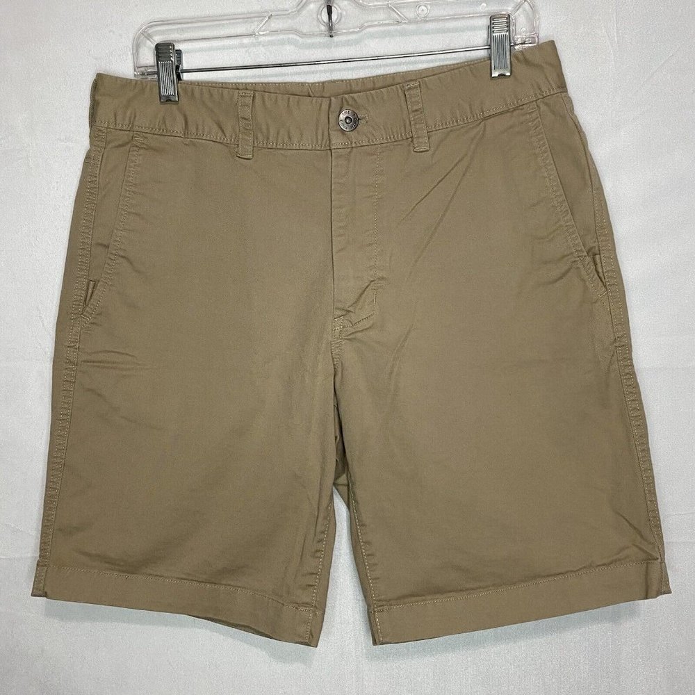 The North Face Men's Flat Front Shorts - Tan